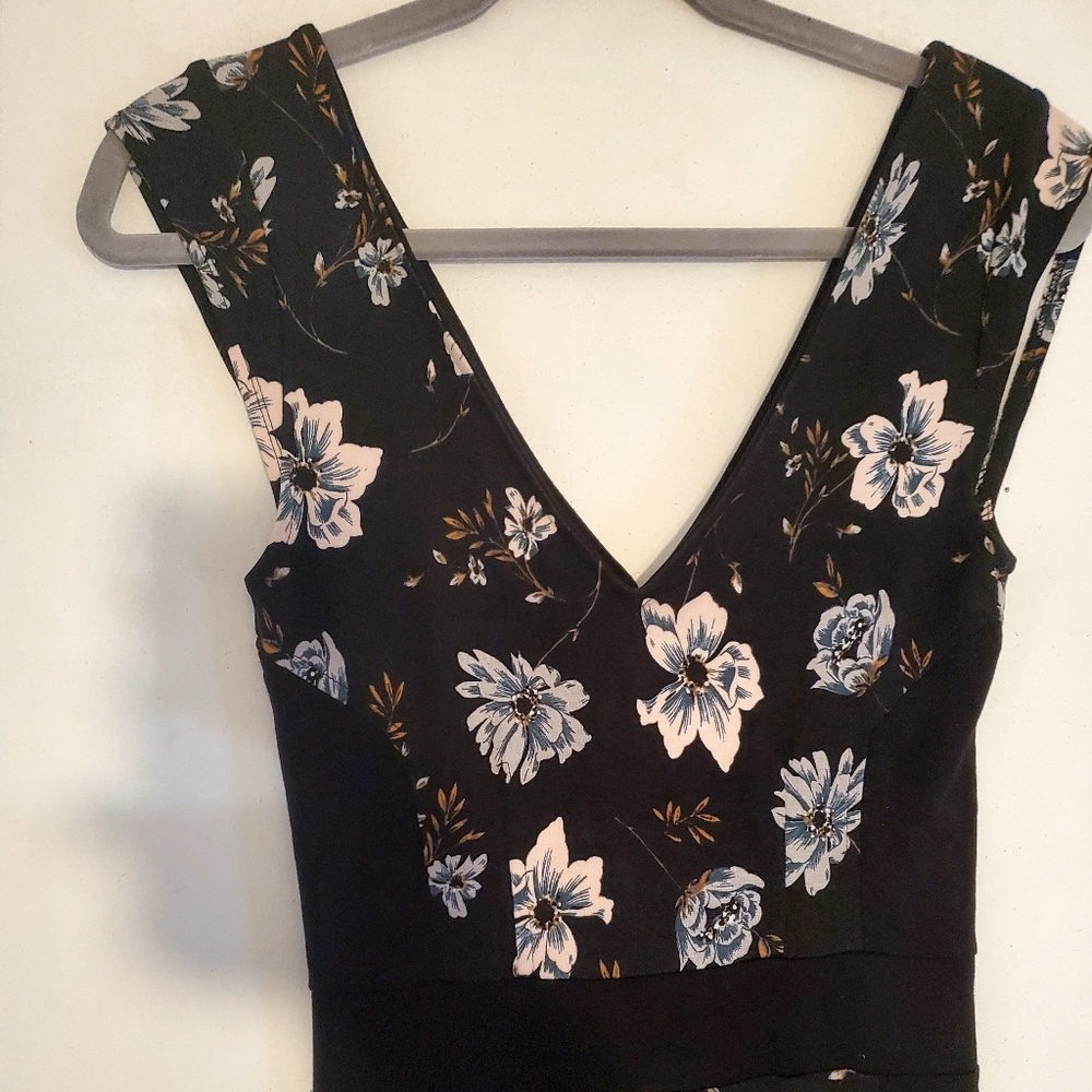 French Connection Zipper Floral Mini Dress Black Slimming Panels Size 6 Women - Picture 2 of 14